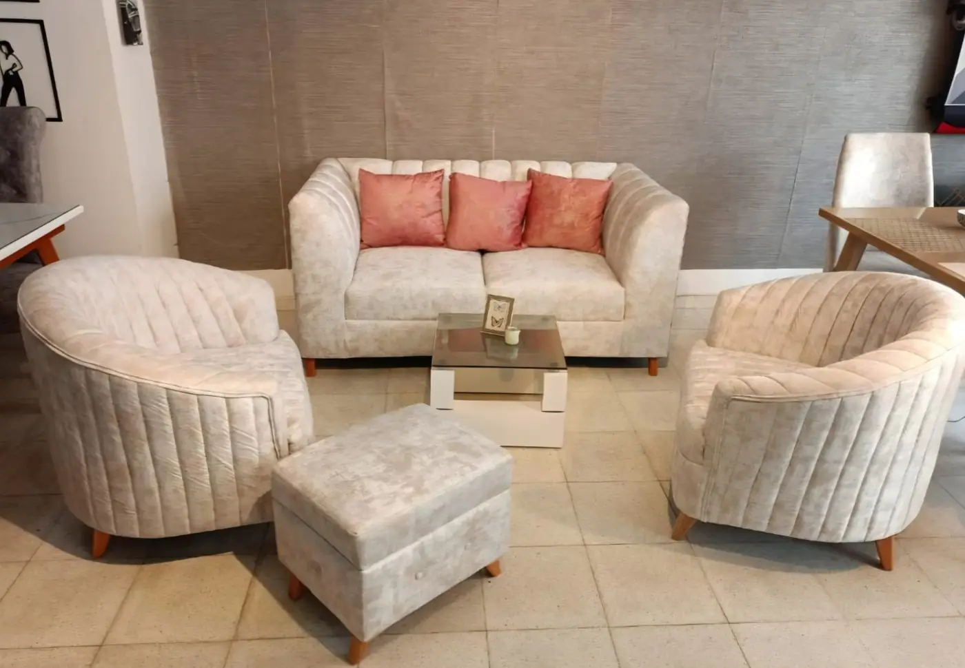 SALA ANA